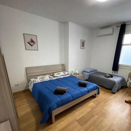 Il Vicoletto Guest House Porto Torres Exteriör bild