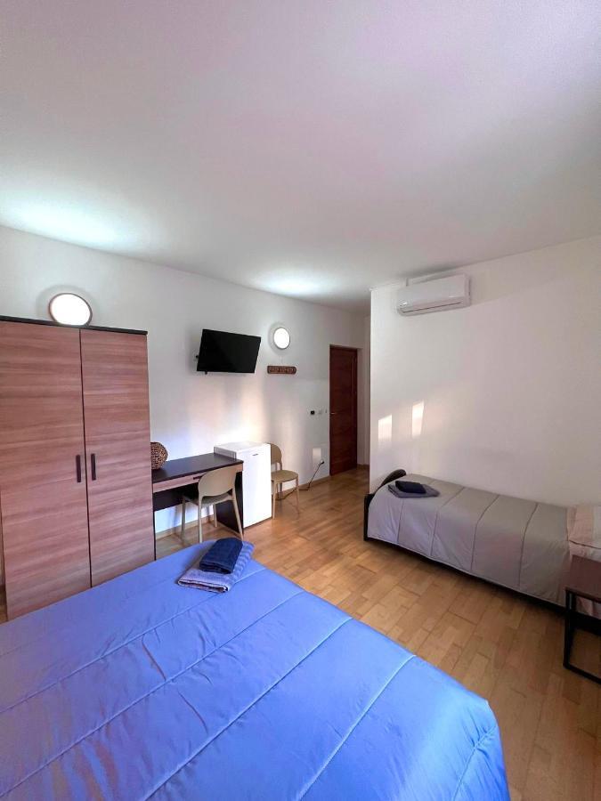 Il Vicoletto Guest House Porto Torres Exteriör bild
