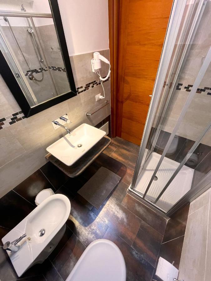 Il Vicoletto Guest House Porto Torres Exteriör bild