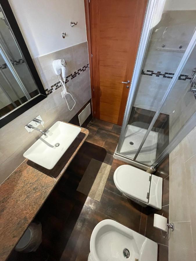 Il Vicoletto Guest House Porto Torres Exteriör bild