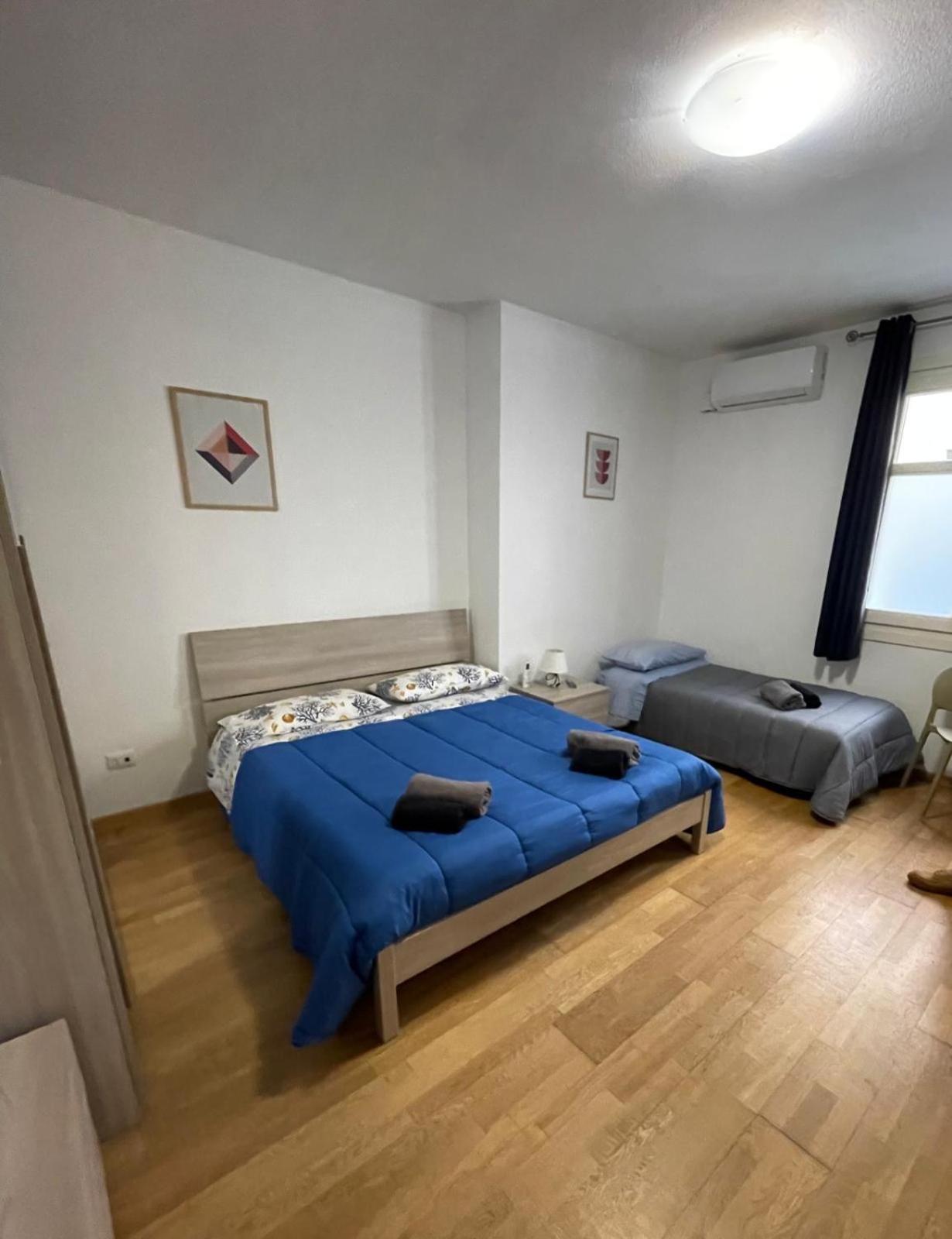 Il Vicoletto Guest House Porto Torres Exteriör bild